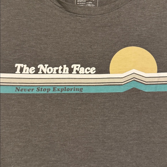 The North Face Gray Short Sleeve Tee - XL Slim fit - Picture 3 of 3